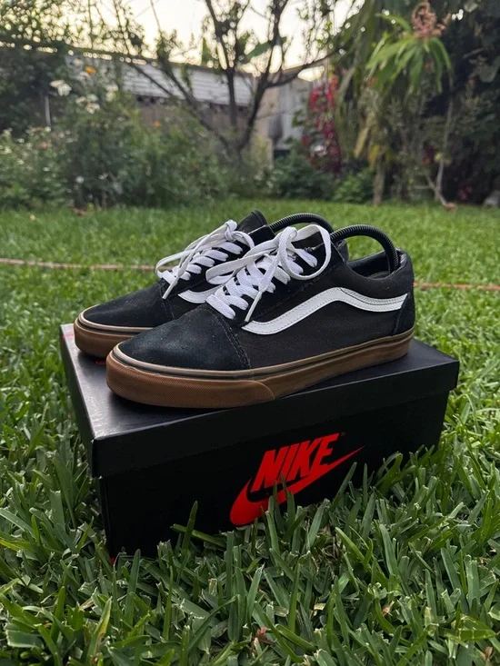 Vans Old Skool skate shoes - black/gum
(M 9 / W 10.5) - Picture 5 of 7